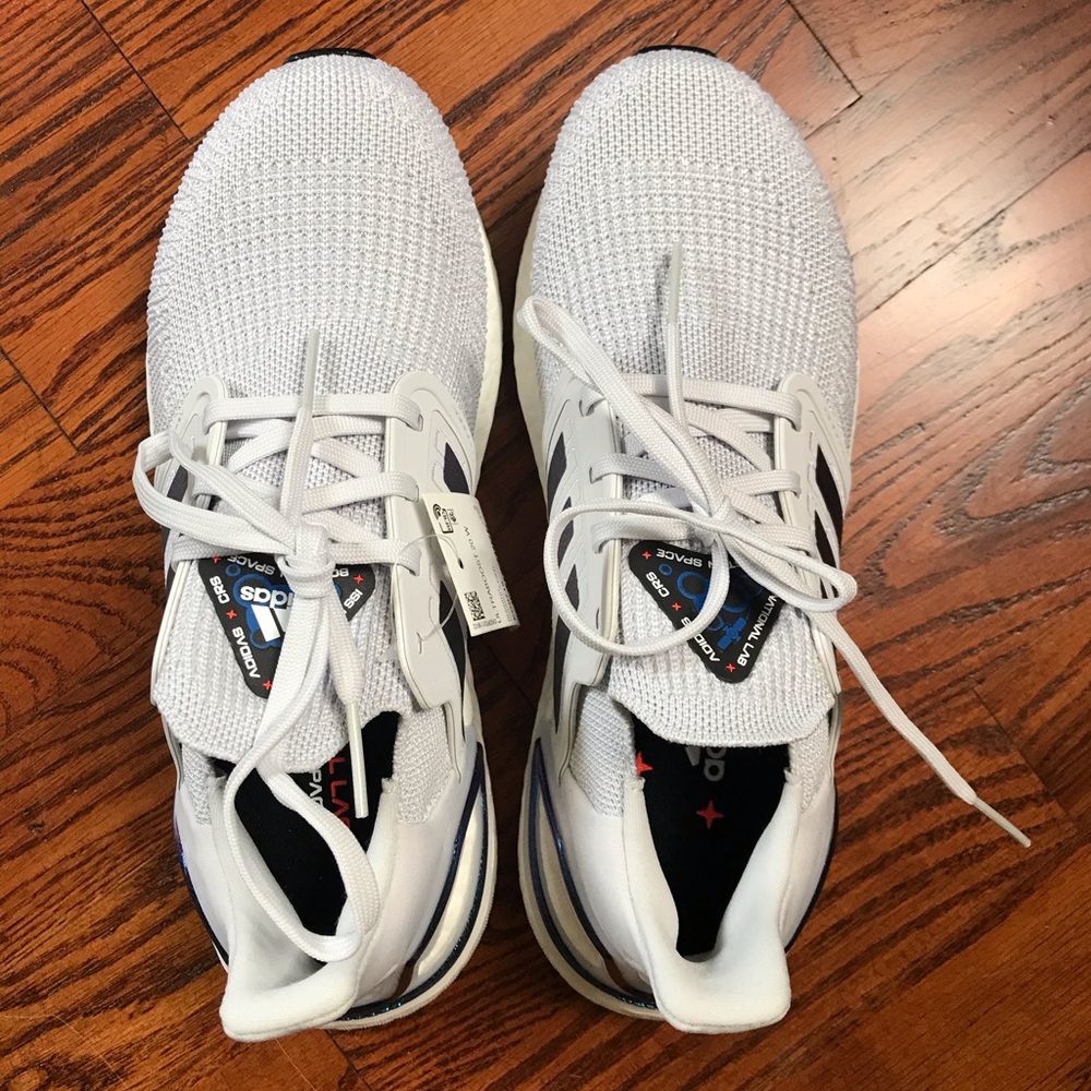 Adidas Ultraboost women’s size 7.5